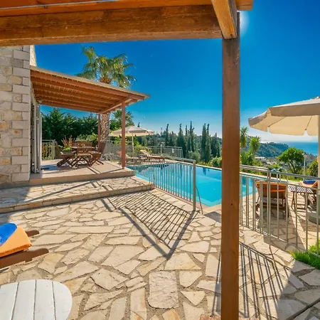 Mounda Apollon Villa *
